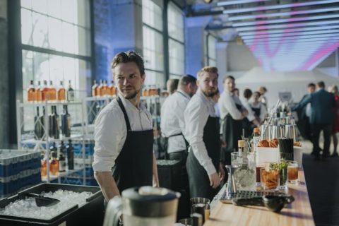 Profesjonalny drink bar i obsługa barmańska na evencie